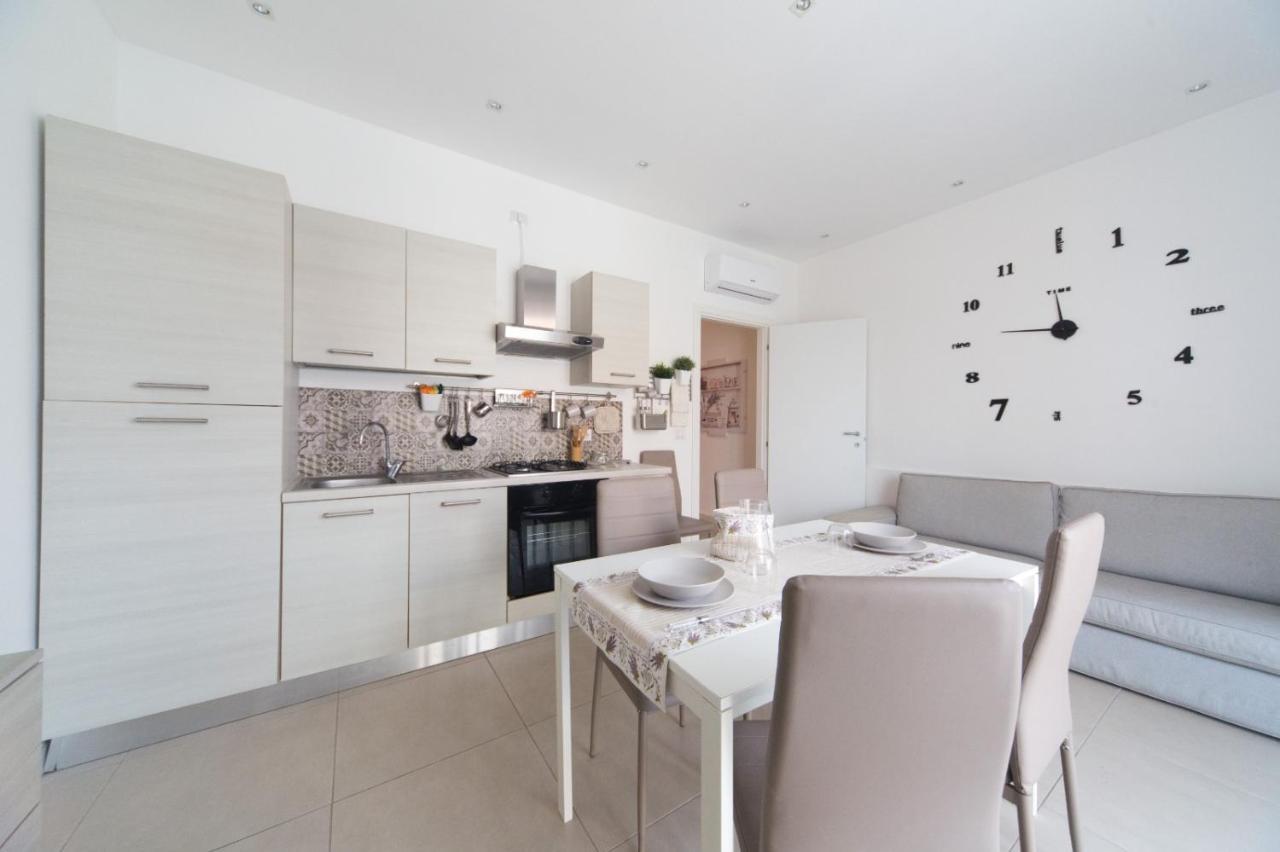 Slow Chic Apartment Ganzirri Мессина Экстерьер фото