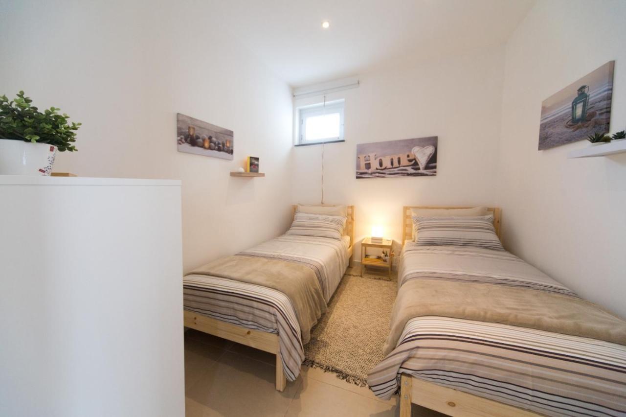 Slow Chic Apartment Ganzirri Мессина Экстерьер фото